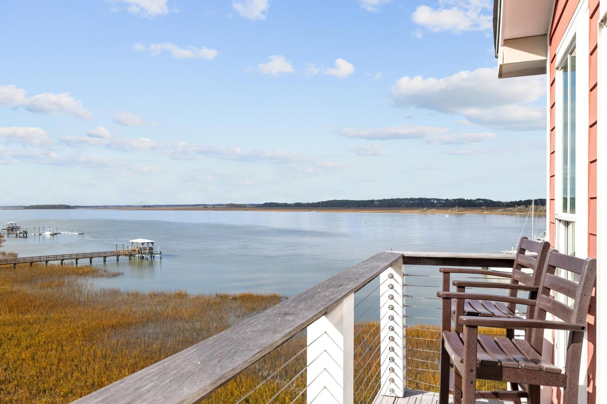 Regatta Inn - Adults Only Folly Beach Exterior photo